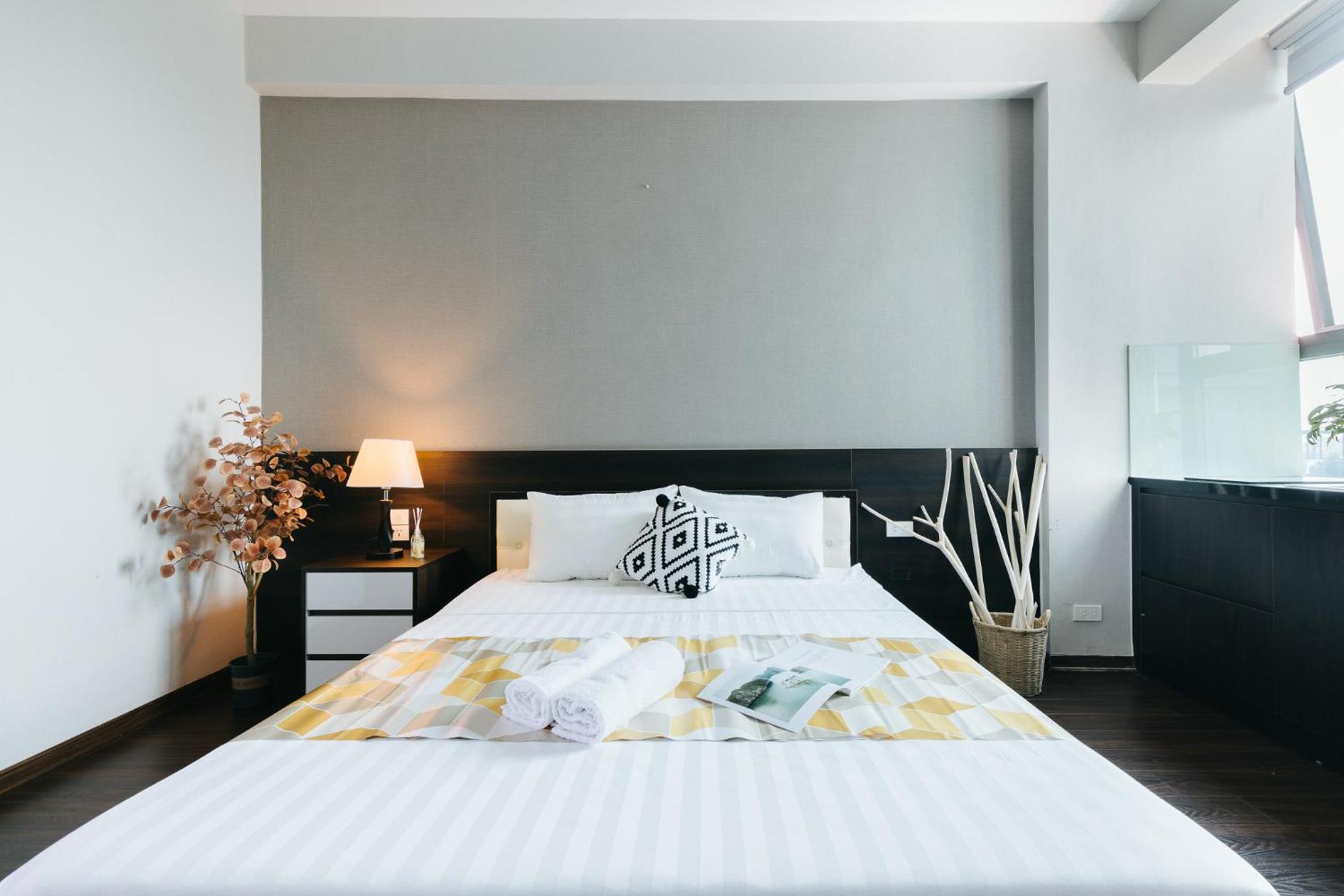 Ivy Hotel & Apartment - Stay 24H Ханой Экстерьер фото