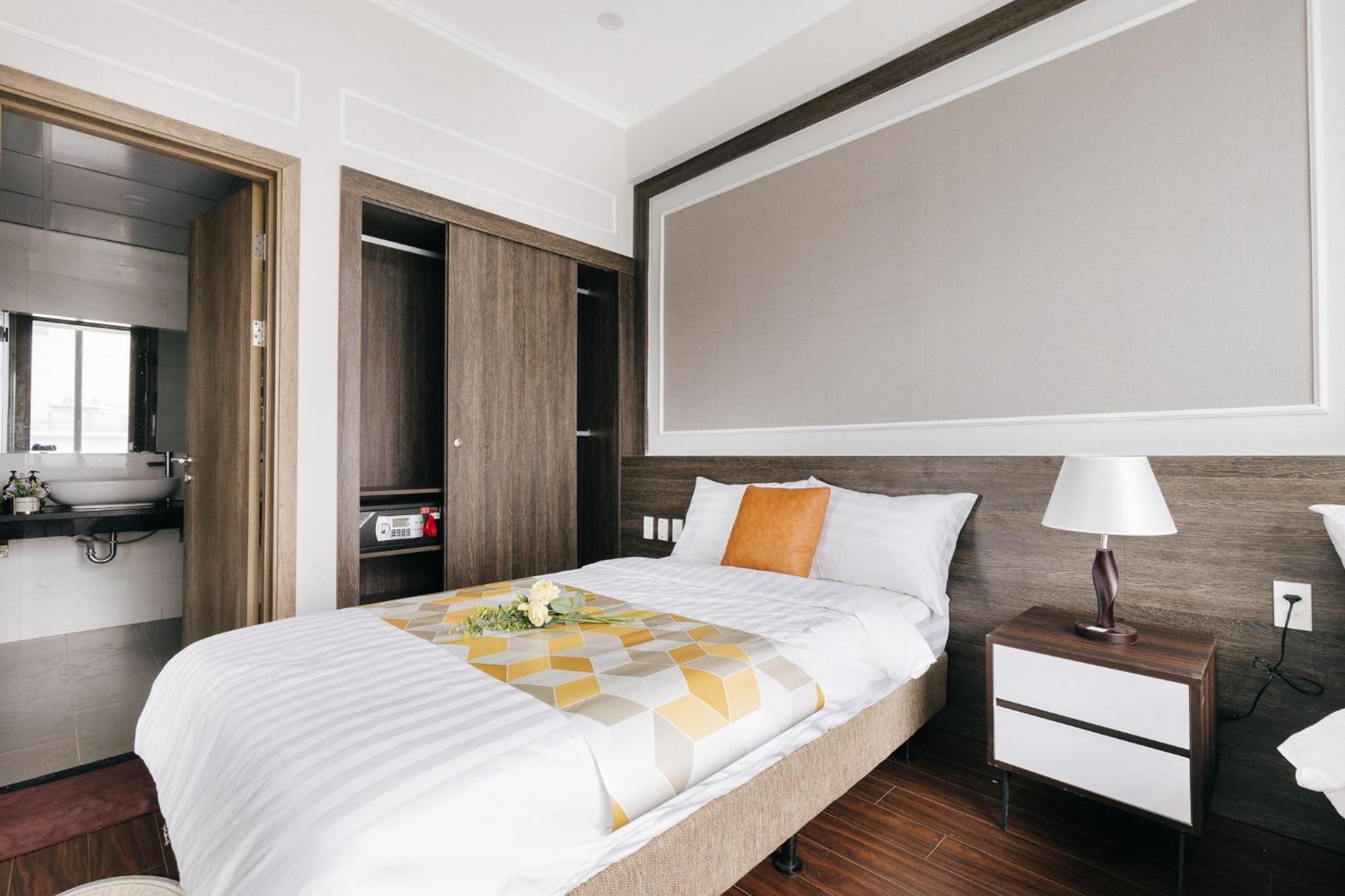 Ivy Hotel & Apartment - Stay 24H Ханой Экстерьер фото