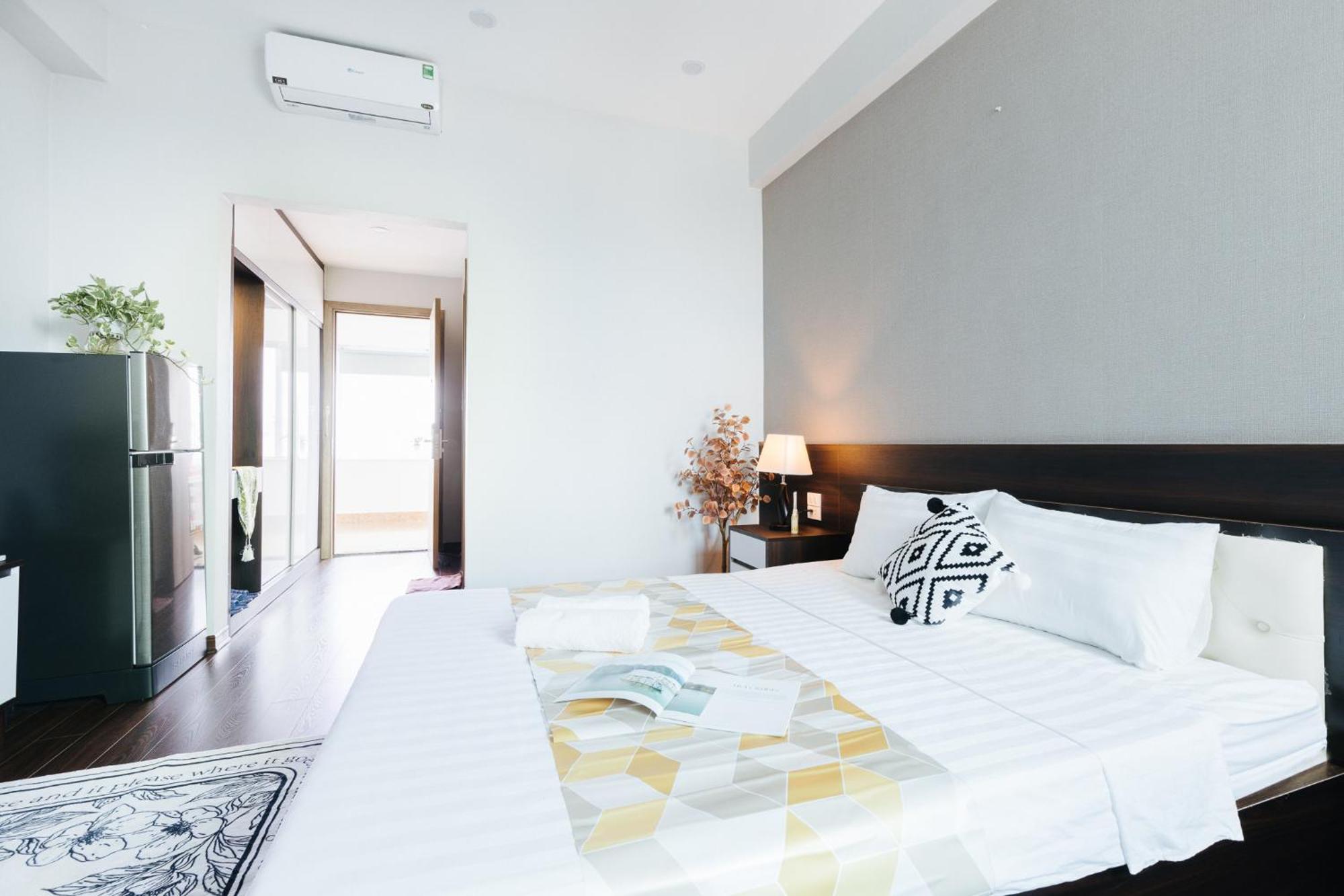 Ivy Hotel & Apartment - Stay 24H Ханой Экстерьер фото